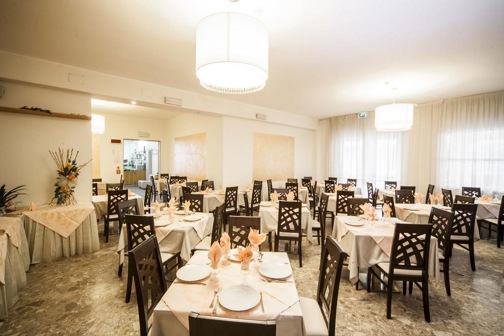 Hotel Marilonda Rimini Exteriér fotografie